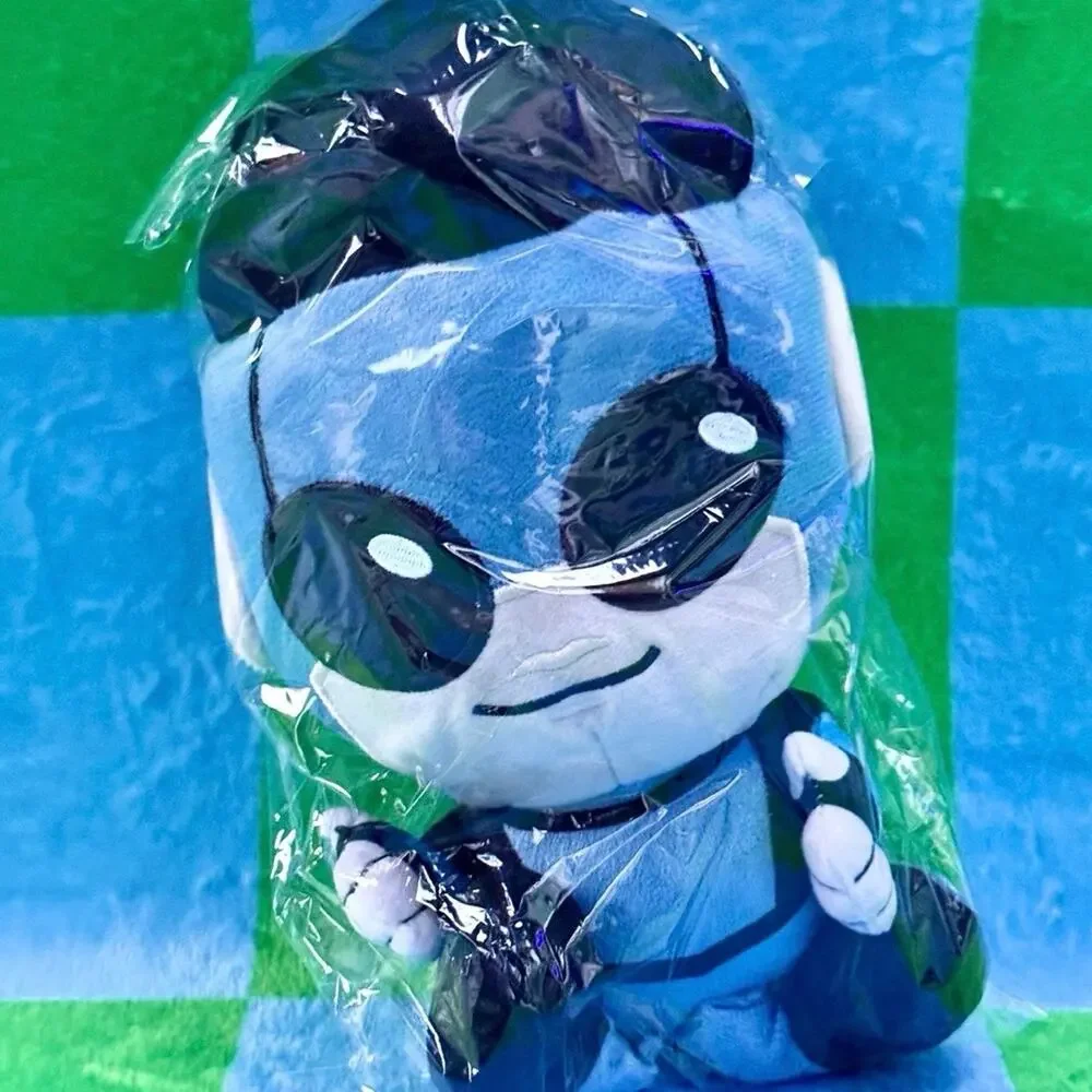 The INVINCIBLE Superheroes and Villain Plush Set Bundle SEALED